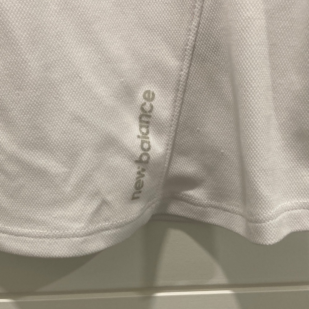 🔴 New Balance Classic White Tank Top - Picture 3 of 7